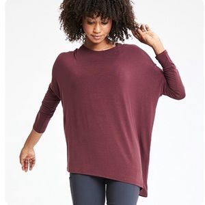 Athleta Cloudlight Relaxed Asymmetrical Top